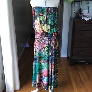 Mesmerize floral strapless dress